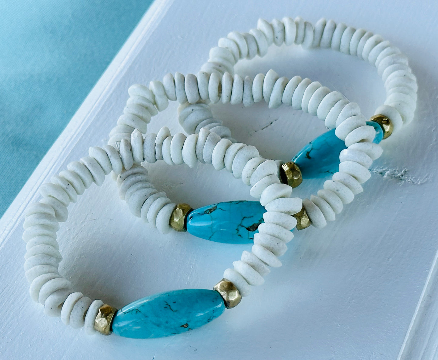 Turquoise and White Beaded Bracelet