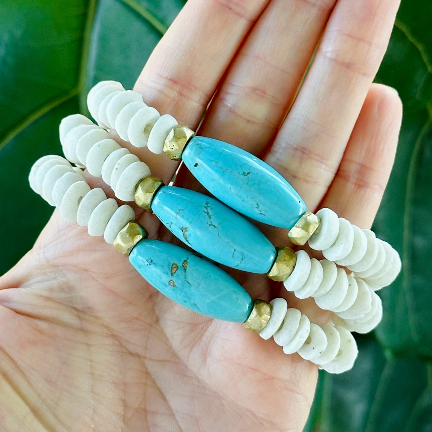 Turquoise and White Beaded Bracelet