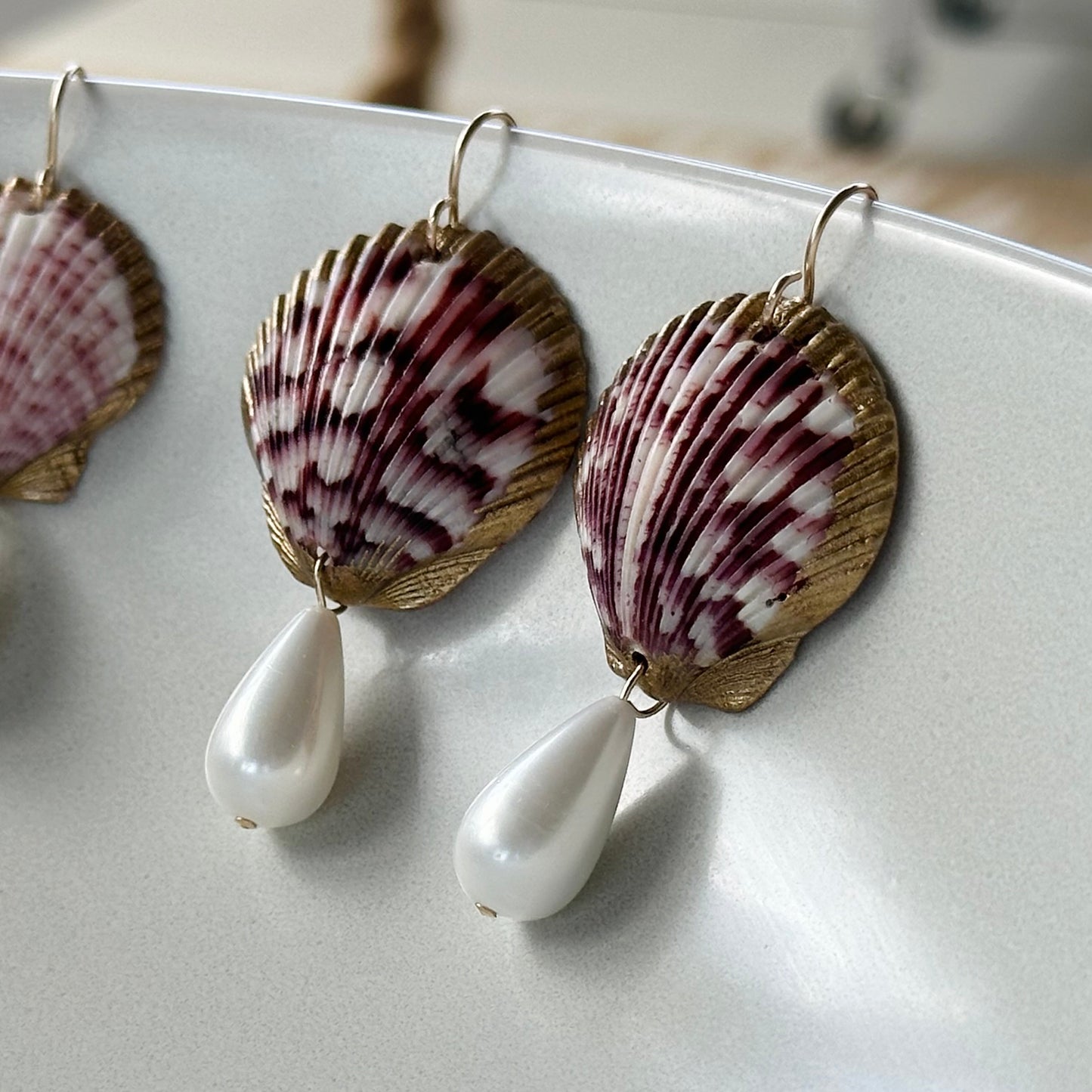 Scallop Pearl Earrings