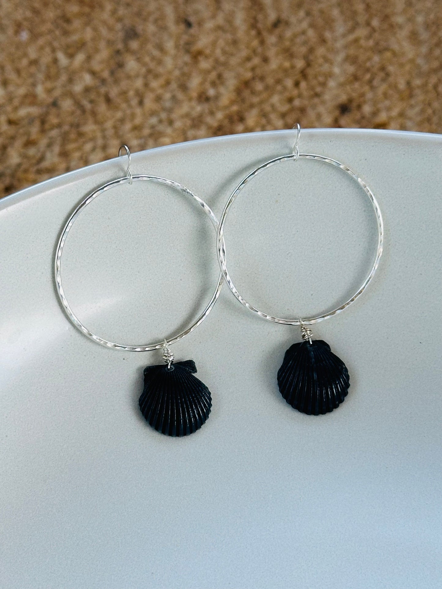 Silver Black Scallop Shell Hoops